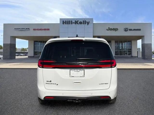 2024 Chrysler Pacifica Limited