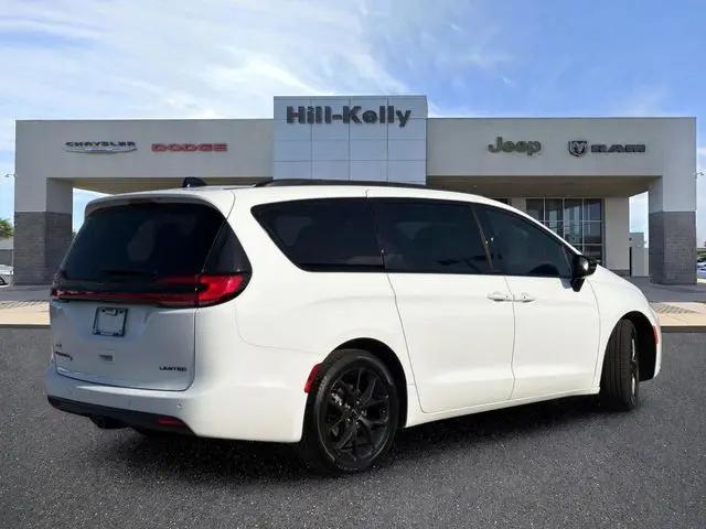 2024 Chrysler Pacifica Limited