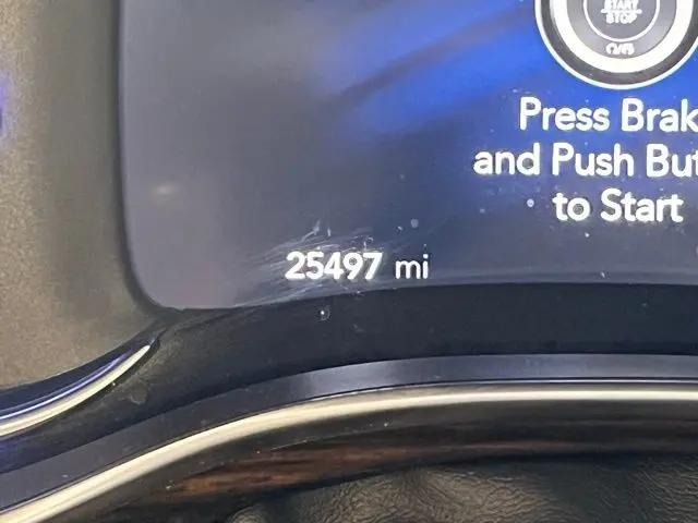 2023 Chrysler Pacifica Hybrid Pinnacle