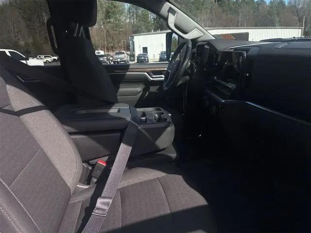 2025 Chevrolet Silverado 2500HD 4WD Crew Cab Standard Bed LT