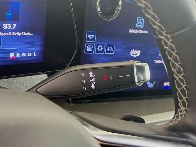 2025 Chevrolet Traverse FWD LT