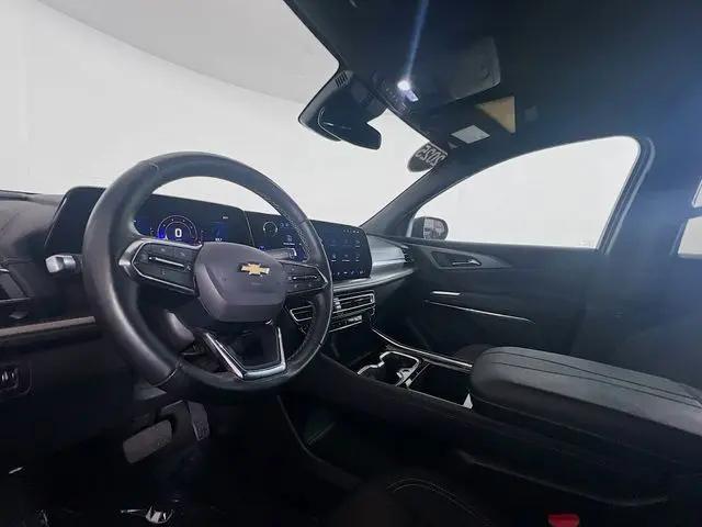 2025 Chevrolet Traverse FWD LT