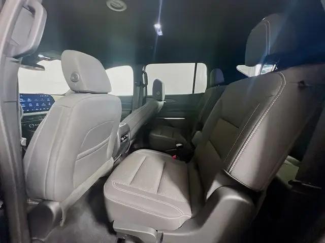 2025 Chevrolet Traverse FWD LT