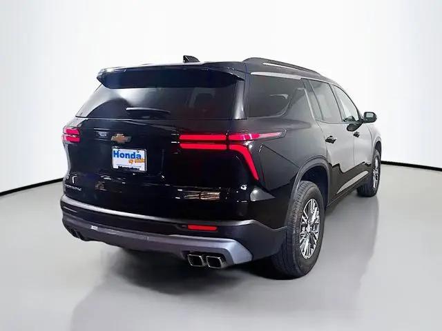 2025 Chevrolet Traverse FWD LT
