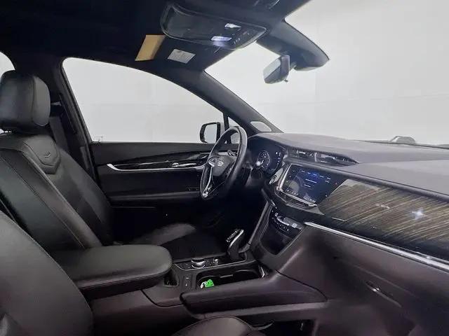 2022 Cadillac XT6 FWD Premium Luxury
