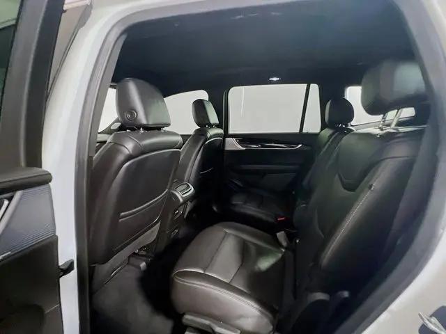 2022 Cadillac XT6 FWD Premium Luxury