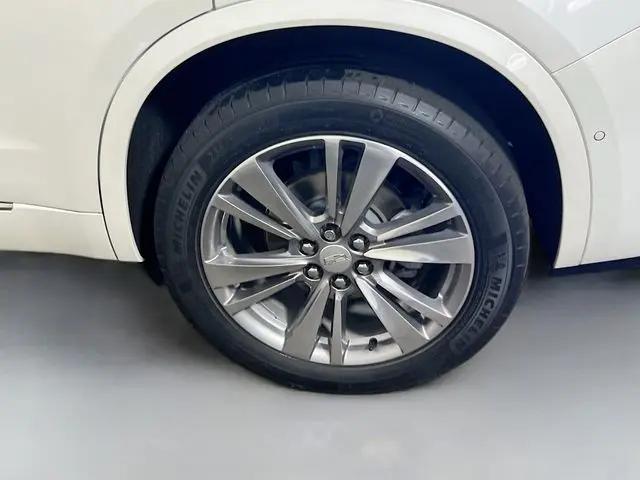 2022 Cadillac XT6 FWD Premium Luxury