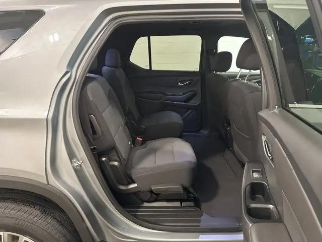 2023 Chevrolet Traverse FWD LT Cloth