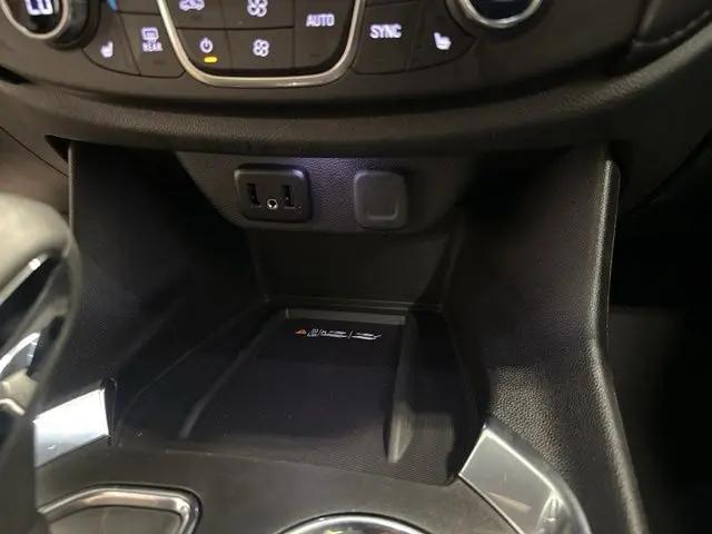 2023 Chevrolet Traverse FWD LT Cloth