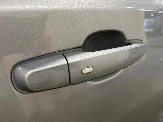 2023 Chevrolet Traverse FWD LT Cloth
