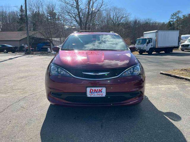 2021 Chrysler Voyager LXI