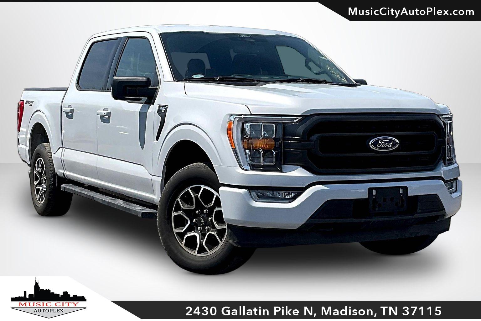SPACE WHITE METALLIC 2022 Ford F-150 XLT SuperCrew 4WD Pickup Truck Four-Wheel Drive Automatic
