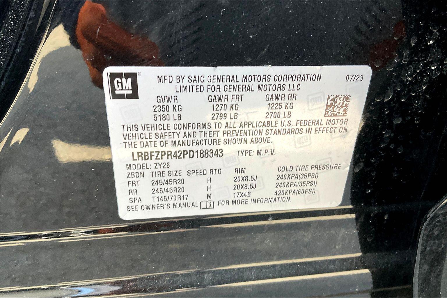 View vehicle photo 3