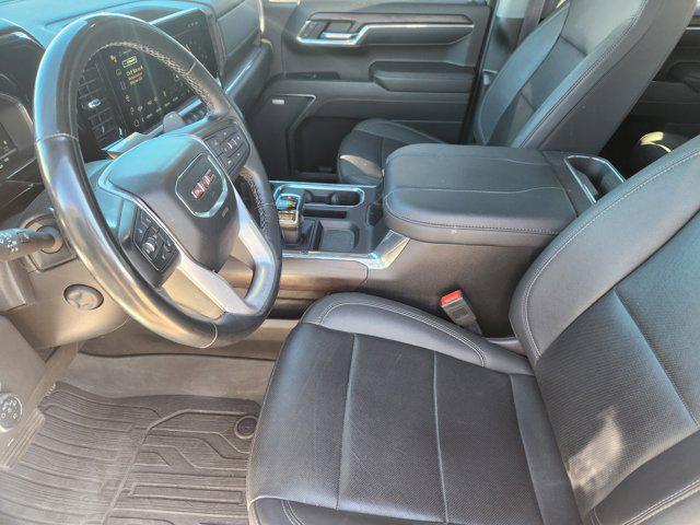 2023 GMC Sierra 1500 4WD Crew Cab Short Box SLT