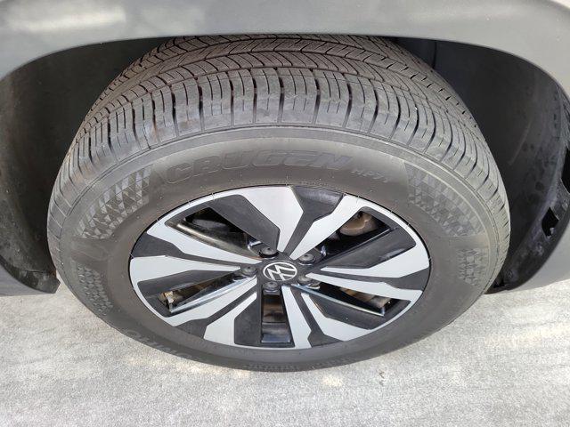 2024 Volkswagen Atlas Cross Sport 2.0T SE