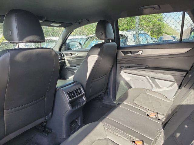 2024 Volkswagen Atlas Cross Sport 2.0T SE