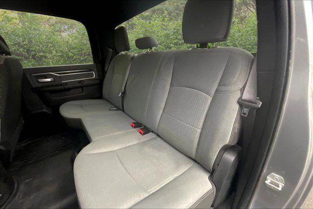 2022 Ram 3500 Big Horn Crew Cab 4x4 8' Box
