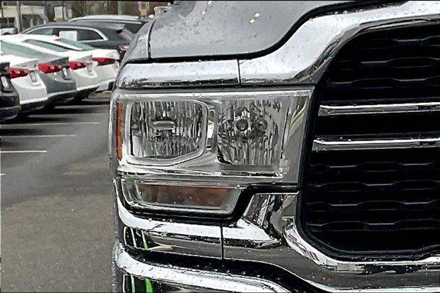 2022 Ram 3500 Big Horn Crew Cab 4x4 8' Box