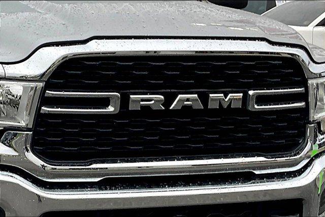 2022 Ram 3500 Big Horn Crew Cab 4x4 8' Box