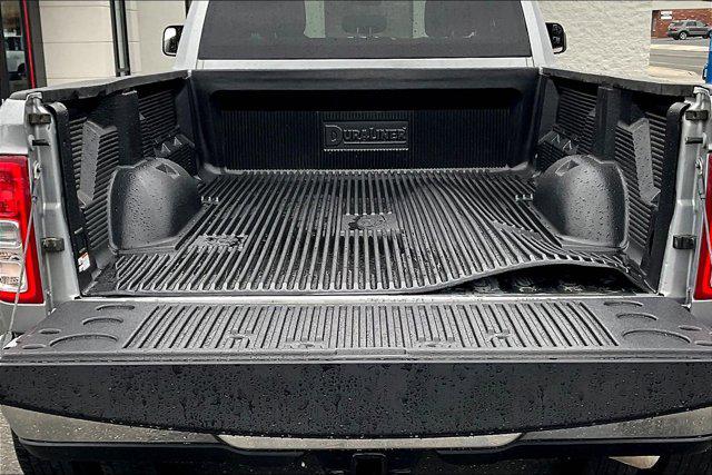 2022 Ram 3500 Big Horn Crew Cab 4x4 8' Box