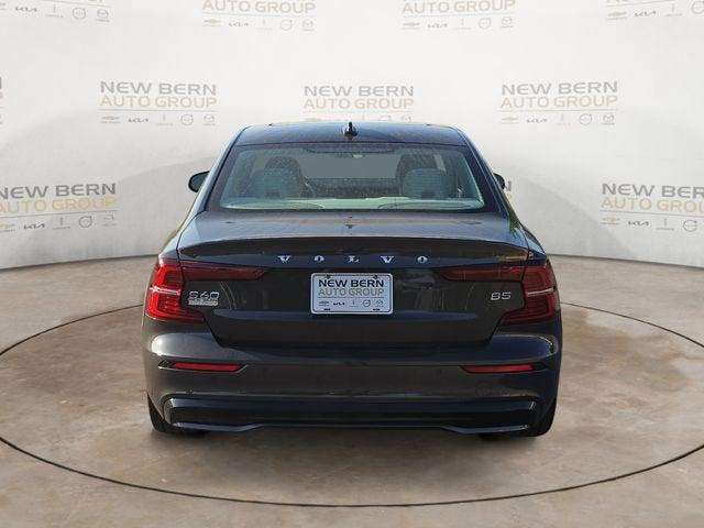2025 Volvo S60 B5 Plus