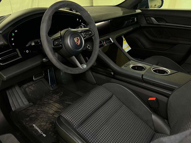 2026 Porsche Taycan 4