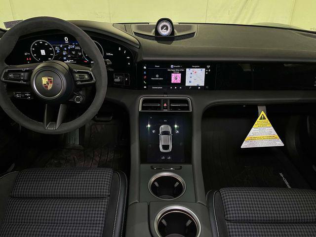 2026 Porsche Taycan 4