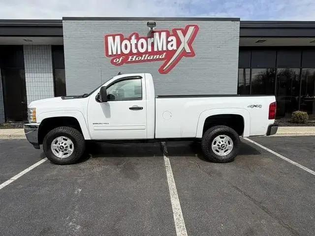2013 Chevrolet Silverado 2500HD LT for sale in Holland, MI