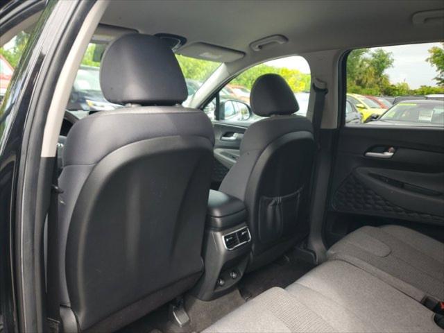 2023 Hyundai Santa Fe SE