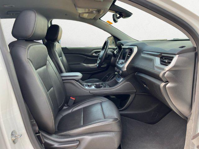 2023 GMC Acadia FWD SLT