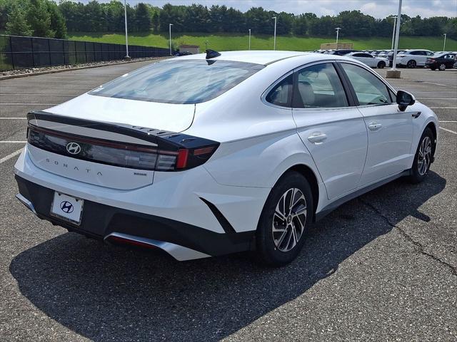 2026 Hyundai Sonata Hybrid Blue