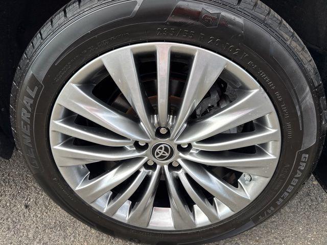 2023 Toyota Highlander Platinum