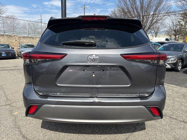 2023 Toyota Highlander Platinum