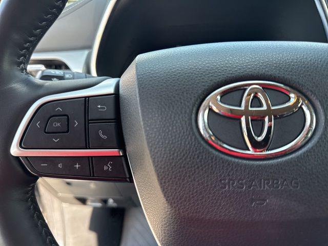 2023 Toyota Highlander Platinum