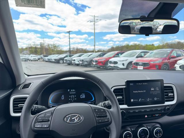 2026 Hyundai Venue SEL w/Two-Tone Roof