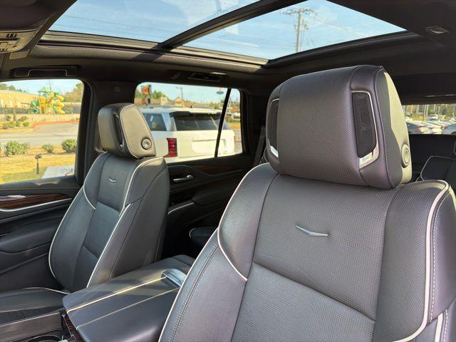 2023 Cadillac Escalade 2WD Premium Luxury