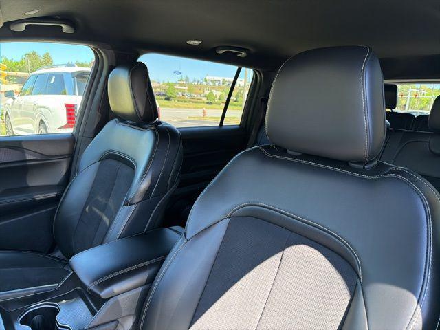 2024 Jeep Grand Cherokee L Altitude 4x4