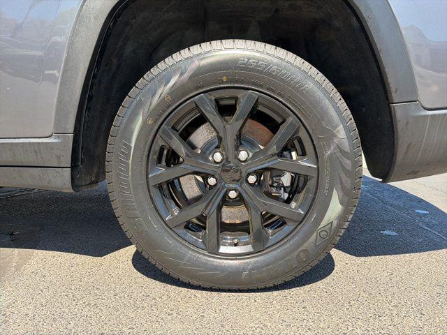 2024 Jeep Grand Cherokee L Altitude 4x4