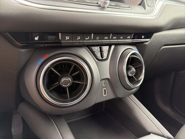 2025 Chevrolet Blazer AWD 2LT