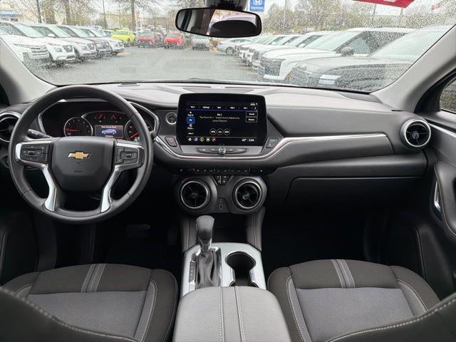 2025 Chevrolet Blazer AWD 2LT