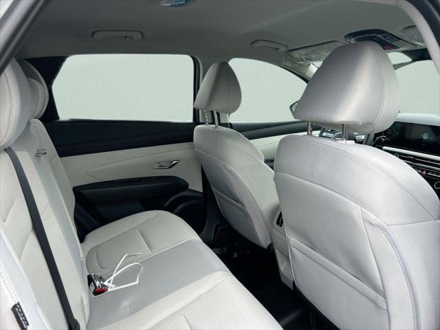 2026 Hyundai Tucson Hybrid Blue SE