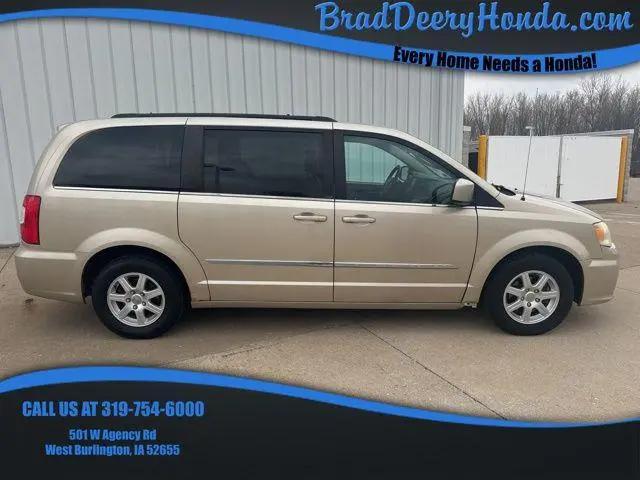 2013 Chrysler Town & Country Touring for sale in West Burlington, IA