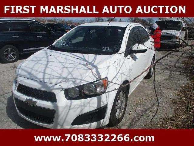 2014 Chevrolet Sonic LT for sale in Harvey, IL
