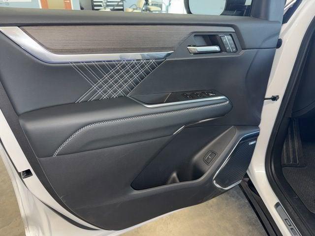 2025 GMC Acadia AWD Denali