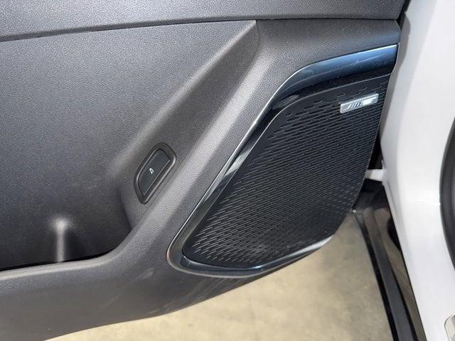 2025 GMC Acadia AWD Denali