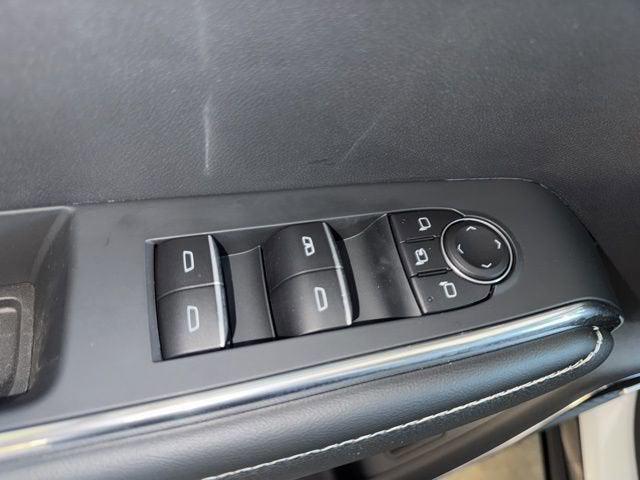 2025 GMC Acadia AWD Denali