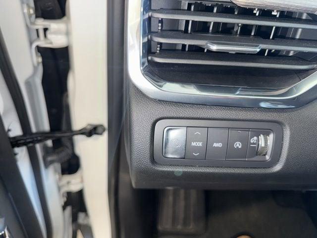 2025 GMC Acadia AWD Denali