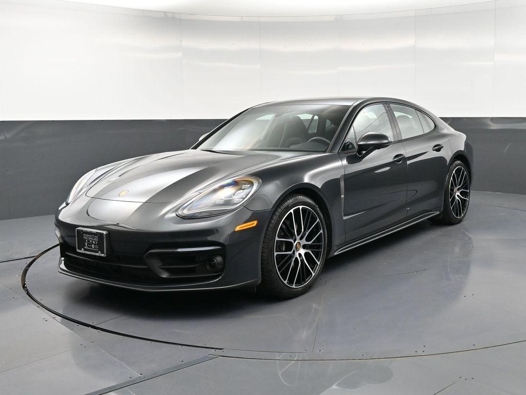 /2023 Porsche Panamera