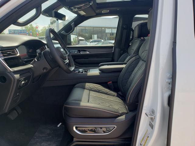 2026 Jeep Grand Wagoneer Summit Reserve 4x4