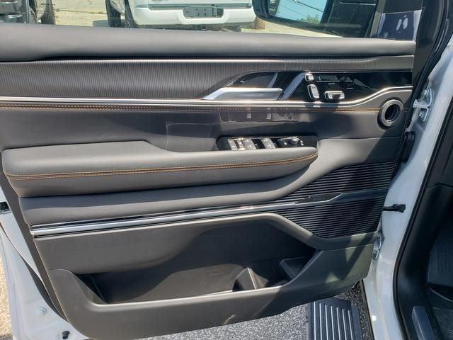 2026 Jeep Grand Wagoneer Summit Reserve 4x4